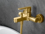 Robinetterie salle de bain complète : colonne de douche, mitigeurs lavabo, bidet et douche. Finitions noir mat, chrome, or brossé. Livraison offerte.