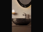 Vasque SKALA 42 cm noire brillante en céramique. Ronde, design à poser, sans trop-plein ni trou robinetterie. Livraison gratuite. Garantie 10 ans.